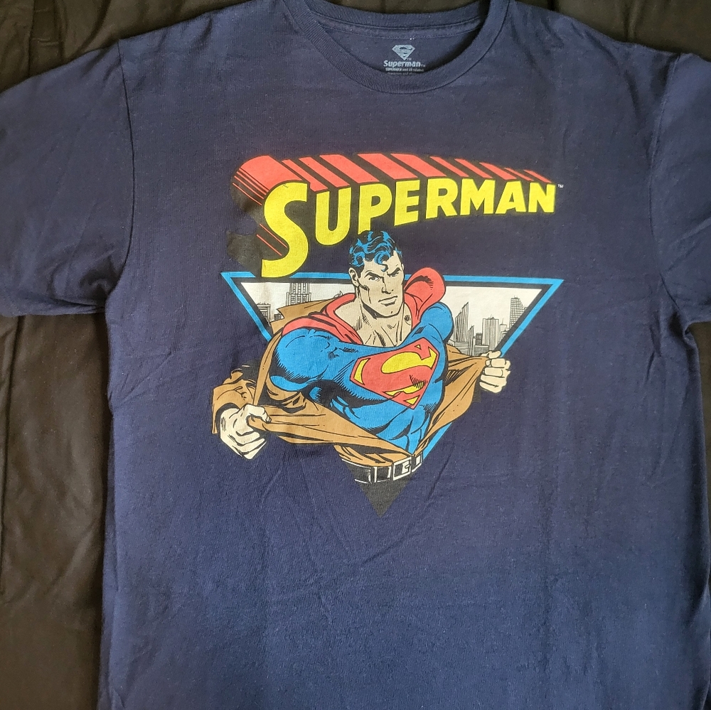 NWOT Superman Dark Blue, Short Sleeve Graphic T  Sz Large